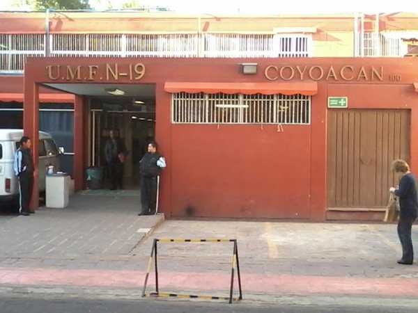 Fotografia tomada fuera de IMSS Unidad Medicina Familiar 19 Coyoacán - Hospital en Coyoacán, CDMX