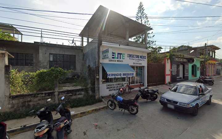 Fotografia tomada fuera de Servicio Médico Elite - Médico en Santa María Huatulco, Oax.