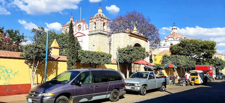 Fotografia tomada fuera de HR Tlacolula de Matamoros - Hospital en Tlacolula de Matamoros, Oax.