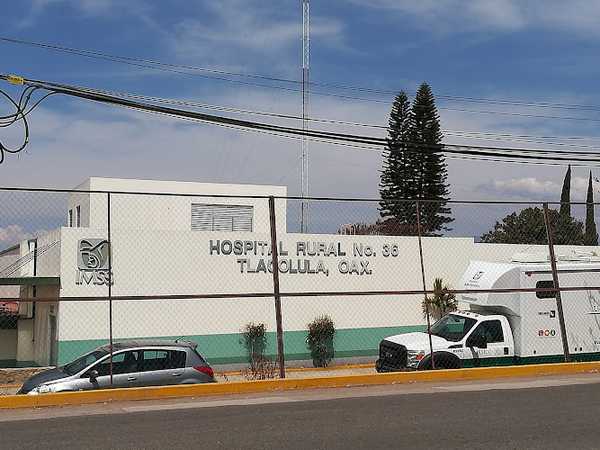 Fotografia tomada fuera de Hospital rural prospera #36 - Hospital en Tlacolula de Matamoros, Oax.