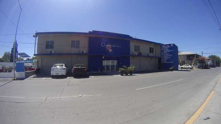 Fotografia tomada fuera de Unidad Médica San Gerardo - Hospital en Nuevo Laredo, Tamps.