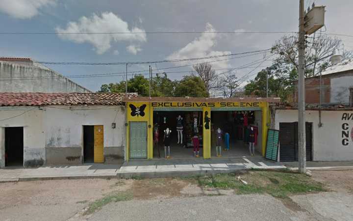Fotografia tomada fuera de Clínica Sarmiento López - Servicios médicos locales en El Parral, Chis.