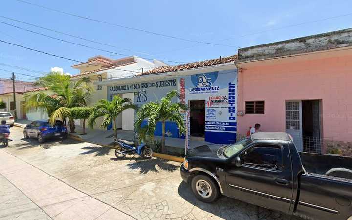 Fotografia tomada fuera de Dra Hernandez Nora,DIAGNOSTICA DOMINGUEZ - Oficina médica en Arriaga, Chis.