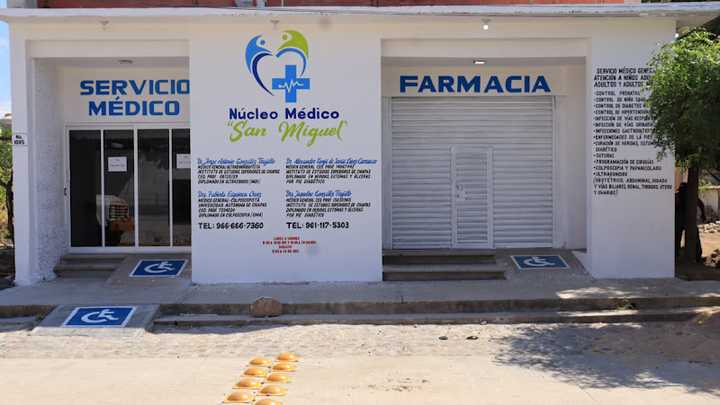 Fotografia tomada fuera de Núcleo médico san miguel - Oficina médica en Arriaga, Chis.