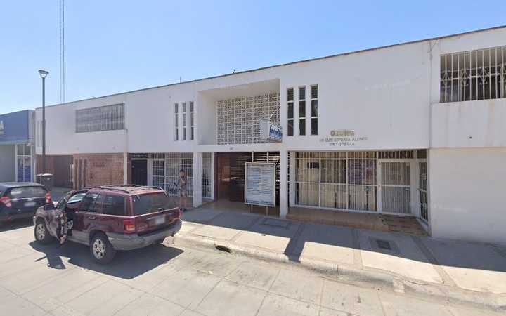 Fotografia tomada fuera de Doctor Luis Esparza Alonso - Orthopedic surgeon en Chihuahua, Chih.