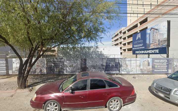 Fotografia tomada fuera de Dr. Alejandro Estrada - Cirujano plástico en Hermosillo, Son.