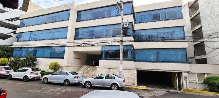 Fotografia tomada fuera de Dr. Ayala García Jorge Antonio - Otorrinolaringólogo en Toluca de Lerdo, Edomex.