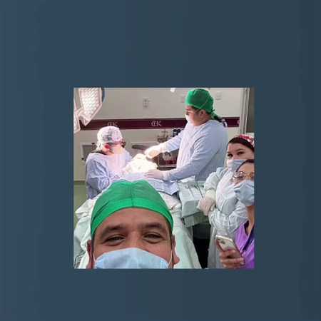 Fotografia tomada fuera de Dr. Edgar Vargas Plastic Surgery - Cirujano plástico en Heroica Nogales, Son.