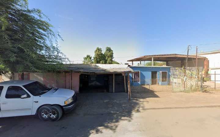 Fotografia tomada fuera de Doctor de la Paz Sergio - Doctor en San Luis Río Colorado, Son.