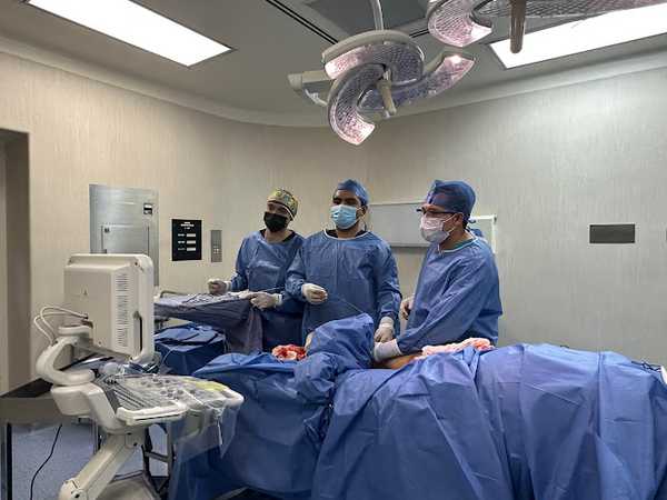 Fotografia tomada fuera de AngioBahía // Dr. Alberto Robles Angiología y Cirugía vascular en Bucerías - Vascular surgeon en Bucerías, Nay.
