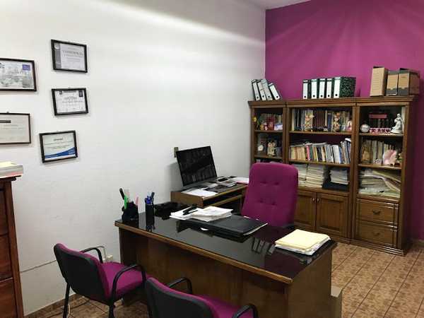 Fotografia tomada fuera de Grupo Profesional Fergon Consultorio médico - dental - Médico en Cdad. Hidalgo, Mich.