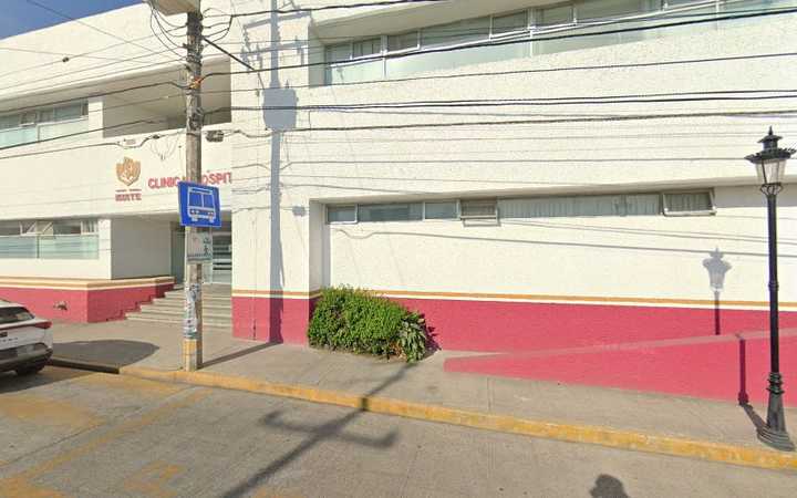 Fotografia tomada fuera de Clinica Hospital Teziutlan ISSSTE - Hospital en De Xoloco, Pue.