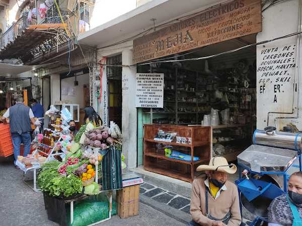 Fotografia tomada fuera de Phone Doctor Taxco - Tienda de móviles en Taxco de Alarcón, Gro.