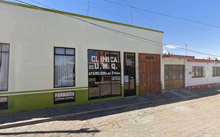 Fotografia tomada fuera de Clinica UMQ Dr. Lopez - Hospital en Huamantla, Tlax.