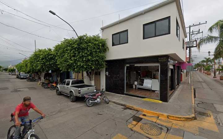 Fotografia tomada fuera de Enrique - Médico en Cuerámaro, Gto.