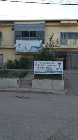 Fotografia tomada fuera de Clinica Victoria - Centro médico en Buenos Aires, Mich.