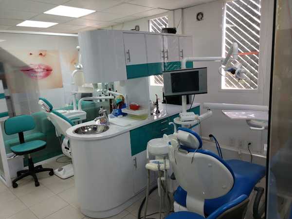 Fotografia tomada fuera de Centro de Rehabilitación Estética Oral C.R.E.O - Dentista cosmético en Coyoacán, CDMX