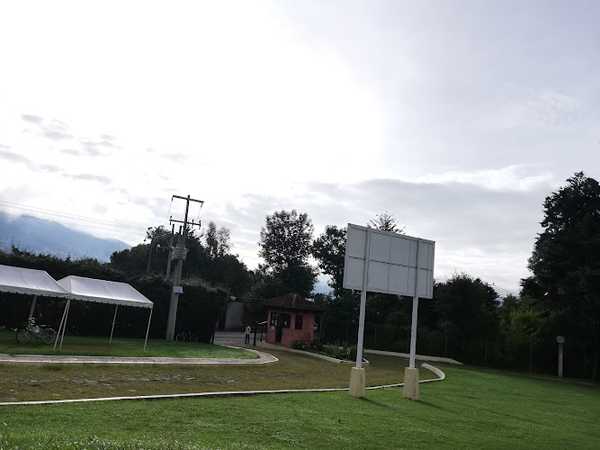 Fotografia tomada fuera de Clínica Esquipulas - Hospital en San Cristóbal de las Casas, Chis.