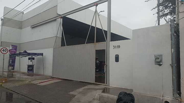 Fotografia tomada fuera de Dr. César Omar Ortega Vela - Gastroenterólogo en Nuevo Laredo, Tamps.