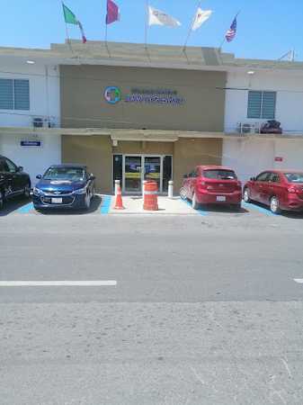 Fotografia tomada fuera de Doctor José Luis Oliver Torres - Oftalmólogo en Nuevo Laredo, Tamps.
