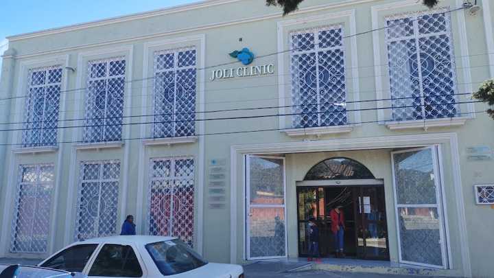 Fotografia tomada fuera de Joli Clinic - Clínica ambulatoria en San Cristóbal de las Casas, Chis.