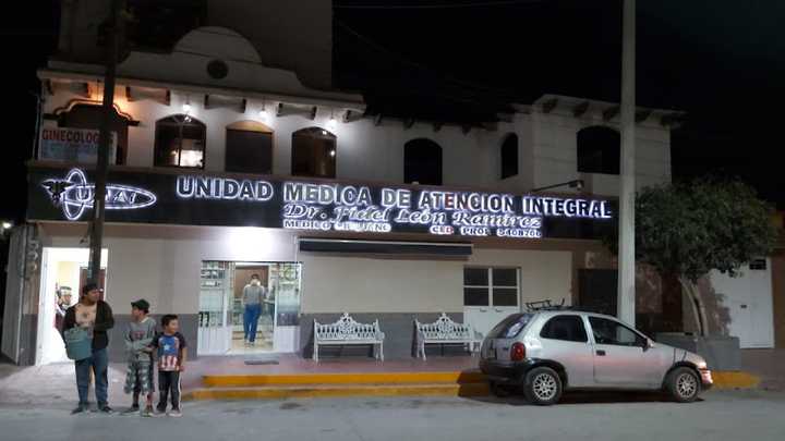 Fotografia tomada fuera de Unidad Medica de Atencion Integral UMAI - Hospital en Atotonilco de Tula, Hgo.