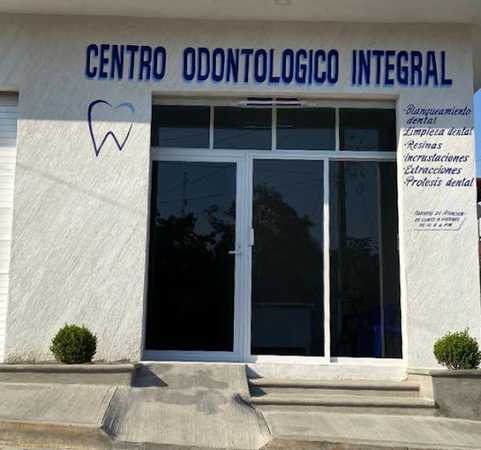 Fotografia tomada fuera de Dentinalli - Dentista en Santiago Pinotepa Nacional, Oax.