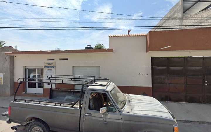 Fotografia tomada fuera de Salud Integral Family Health - Médico en San Pedro y San Pablo Teposcolula, Oax.