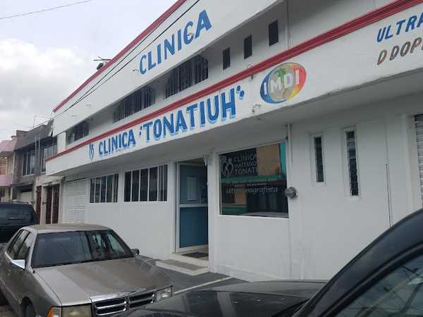 Fotografia tomada fuera de Clinica tonatiuh - Hospital en Cdad. Hidalgo, Mich.
