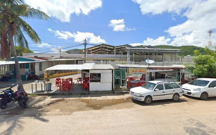 Fotografia tomada fuera de Cliníca Del Issste Arriaga - Hospital en Arriaga, Chis.