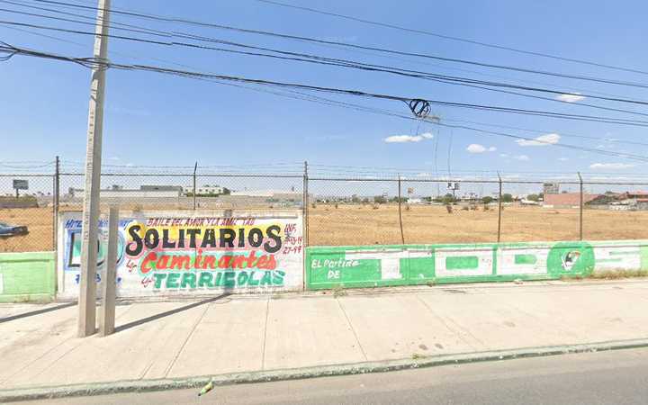 Fotografia tomada fuera de HEMS - Hospital en San Luis Potosí, S.L.P.