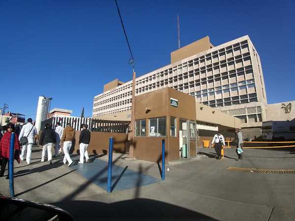 Fotografia tomada fuera de Hospital General Regional No 1, Unidad Morelos del Instituto Mexicano Del Seguro Social - Hospital general en Chihuahua, Chih.